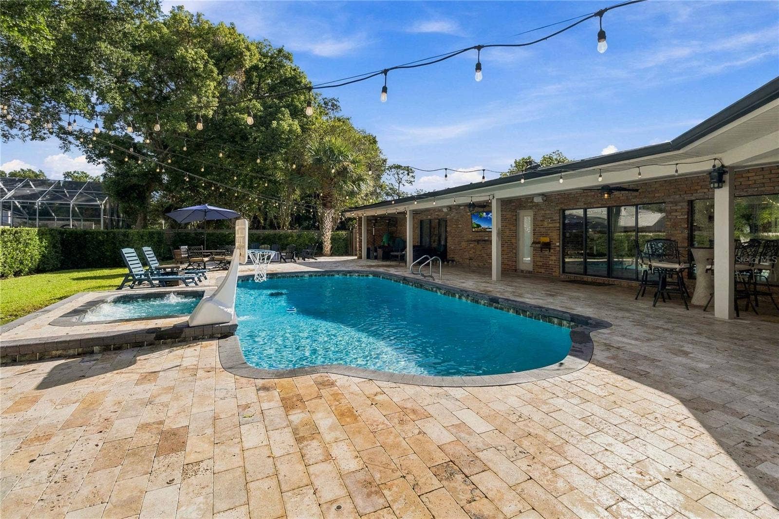 111 PINE TREE LANE, Altamonte Springs, FL 32714 111 PINE TREE LANE, Altamonte Springs, FL 32714