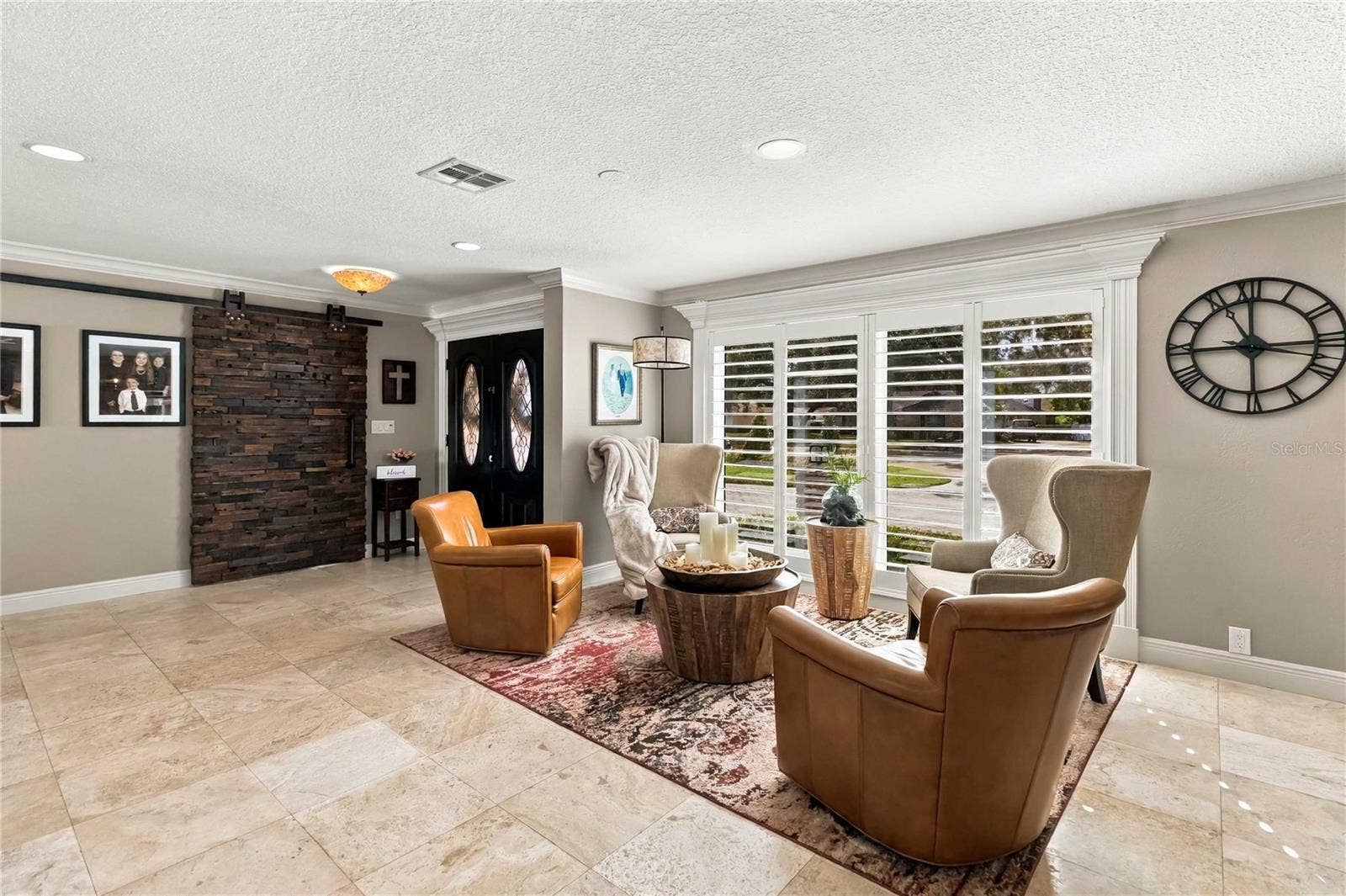 111 PINE TREE LANE, Altamonte Springs, FL 32714 Crown molding throughout