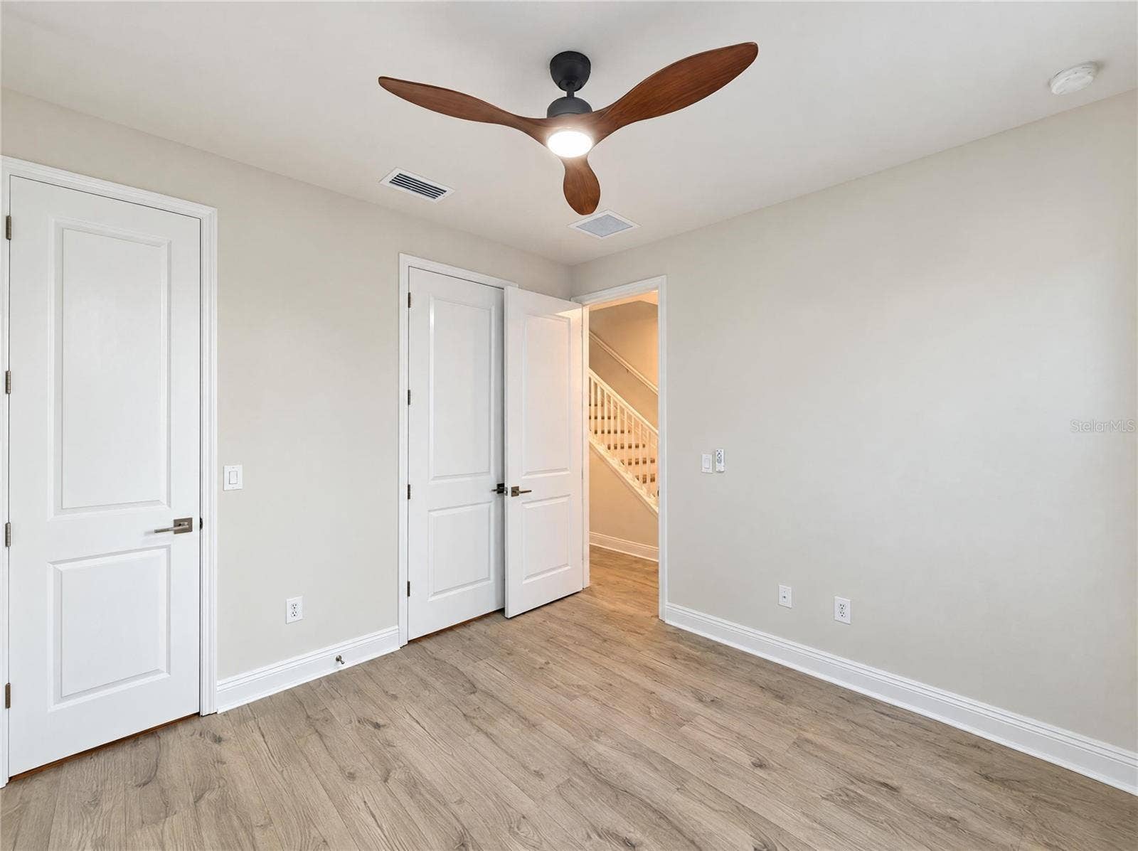 205 S TAMPANIA AVENUE, #2, Tampa, FL 33609 205 S TAMPANIA AVENUE, #2, Tampa, FL 33609