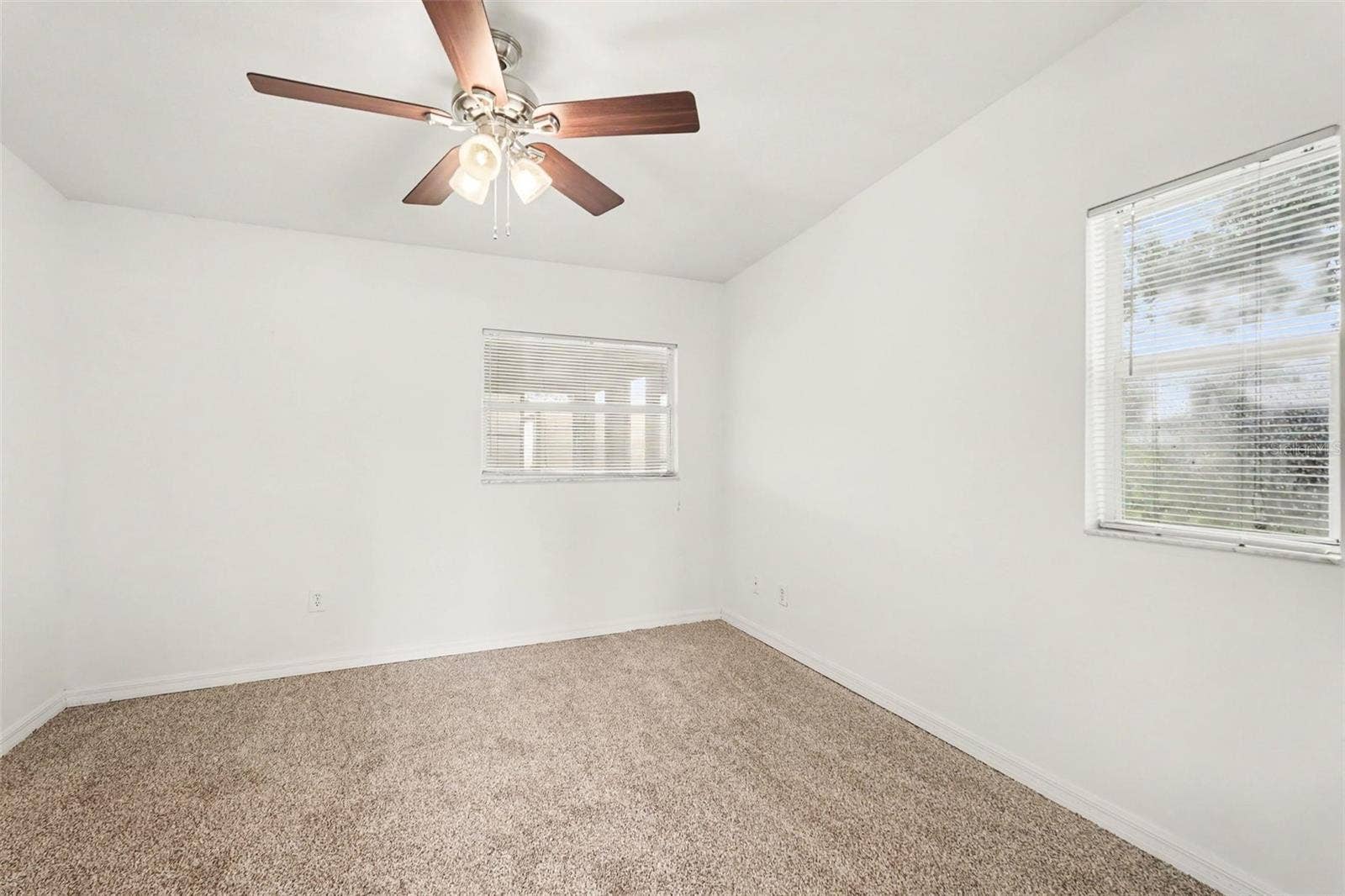 728 BIANCA DRIVE NE, Palm Bay, FL 32905 728 BIANCA DRIVE NE, Palm Bay, FL 32905
