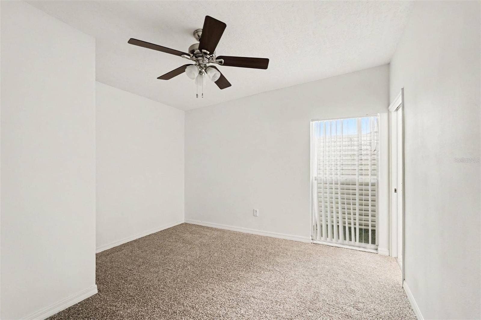 728 BIANCA DRIVE NE, Palm Bay, FL 32905 728 BIANCA DRIVE NE, Palm Bay, FL 32905