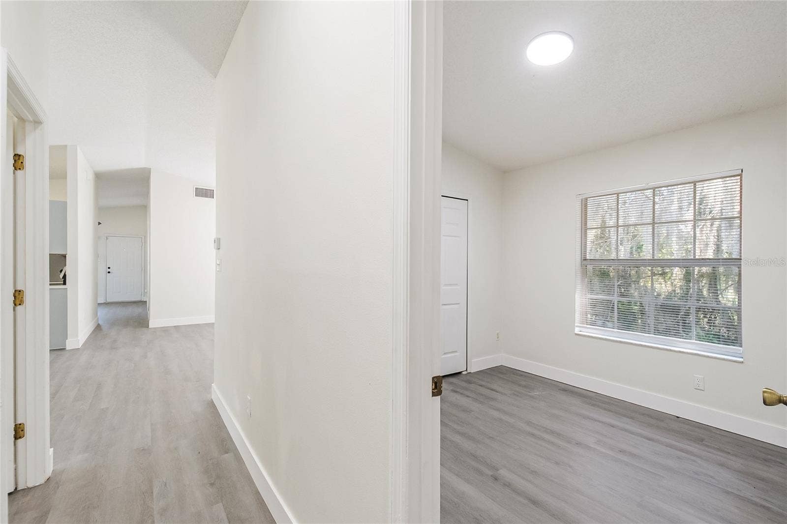 109 N FAULKNER AVENUE, Leesburg, FL 34748