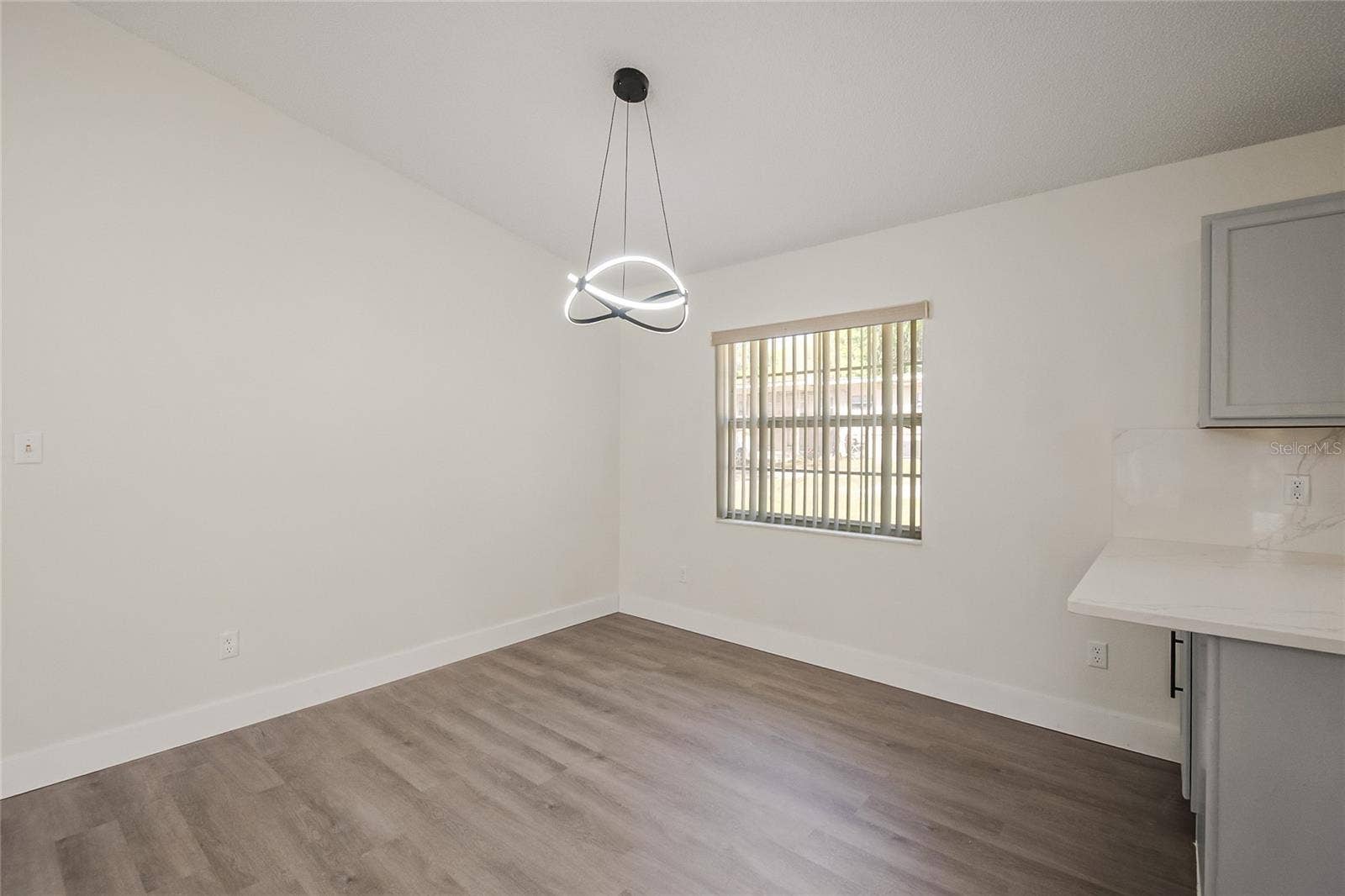 109 N FAULKNER AVENUE, Leesburg, FL 34748