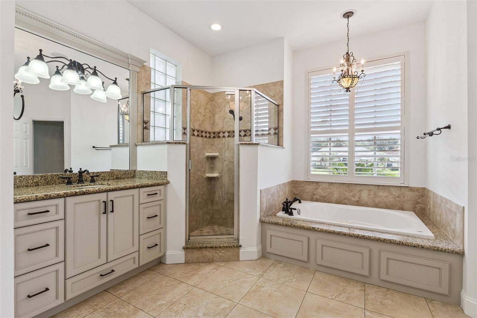 464 ELMWOOD CIRCLE, Lake Mary, FL 32746 Primary Bathroom