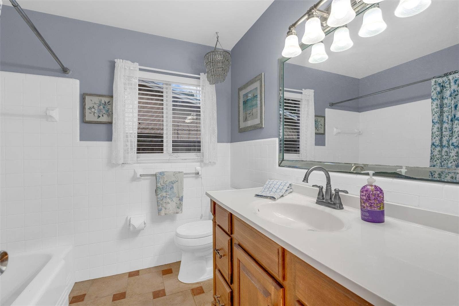2221 E HARDING ST, Orlando, FL 32806 2221 E HARDING ST, Orlando, FL 32806