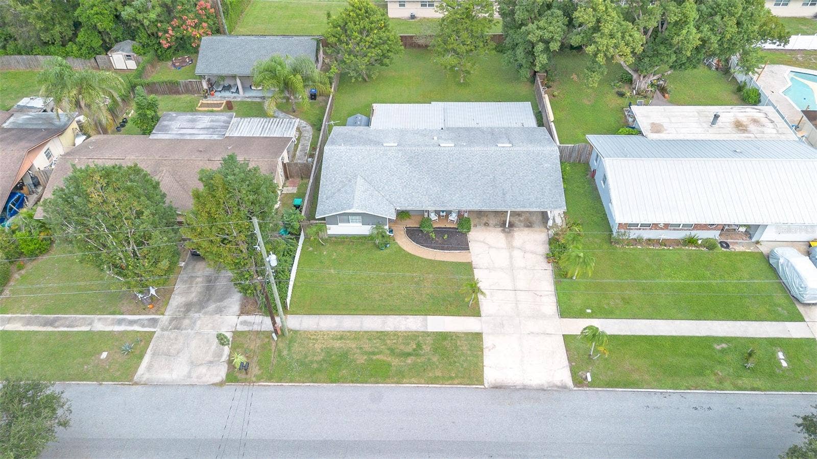2221 E HARDING ST, Orlando, FL 32806 2221 E HARDING ST, Orlando, FL 32806