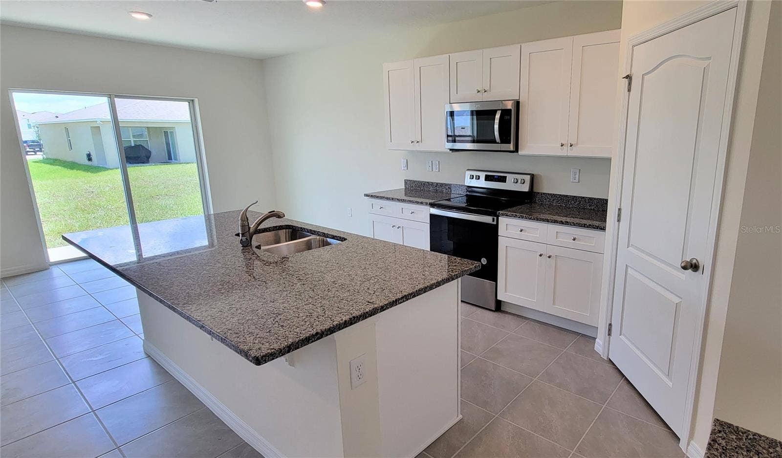 1996 CHICKASAW BOULEVARD, Davenport, FL 33837 1996 CHICKASAW BOULEVARD, Davenport, FL 33837