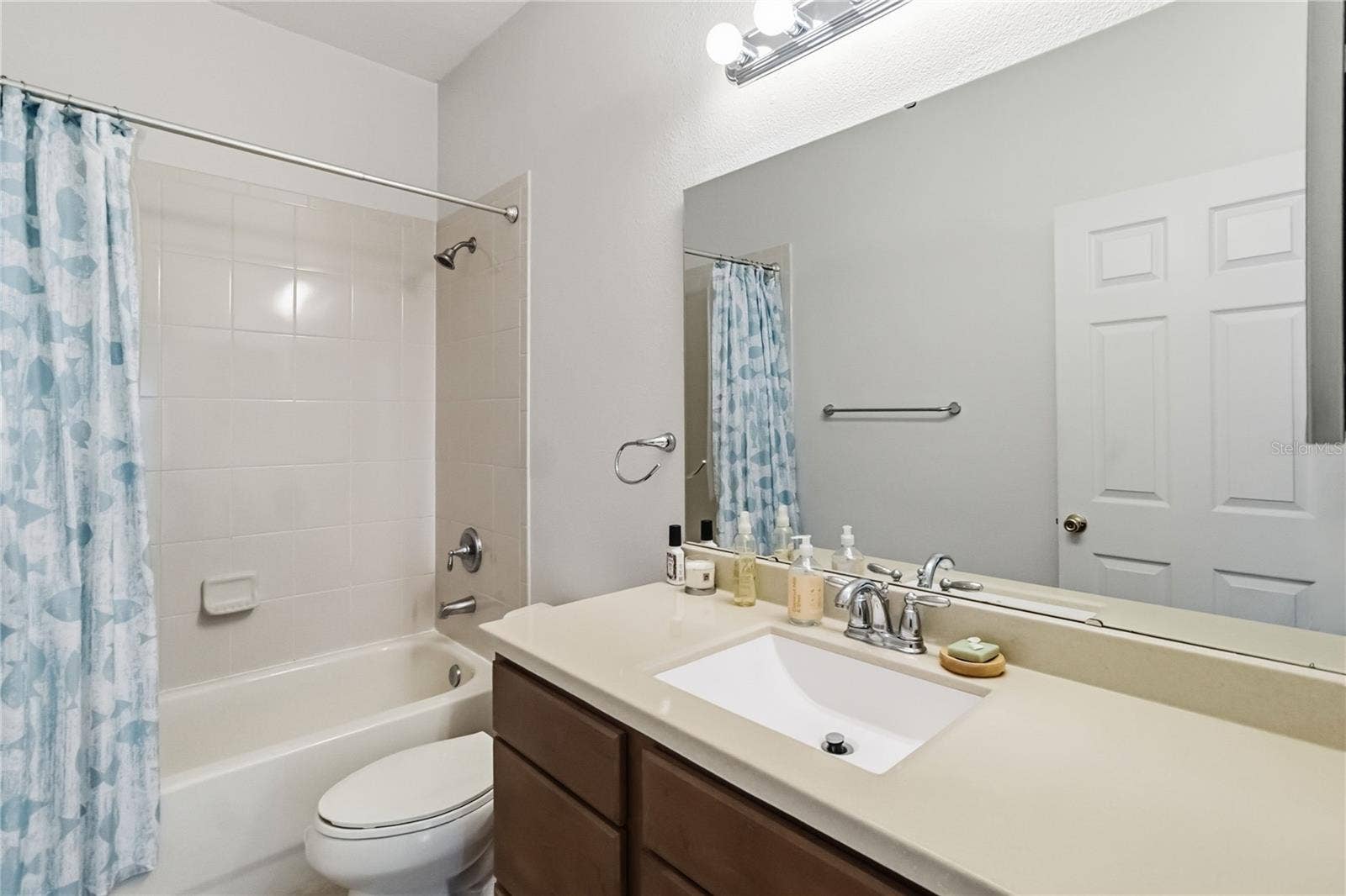11827 SHELTERING PINE DRIVE, Orlando, FL 32836 11827 SHELTERING PINE DRIVE, Orlando, FL 32836