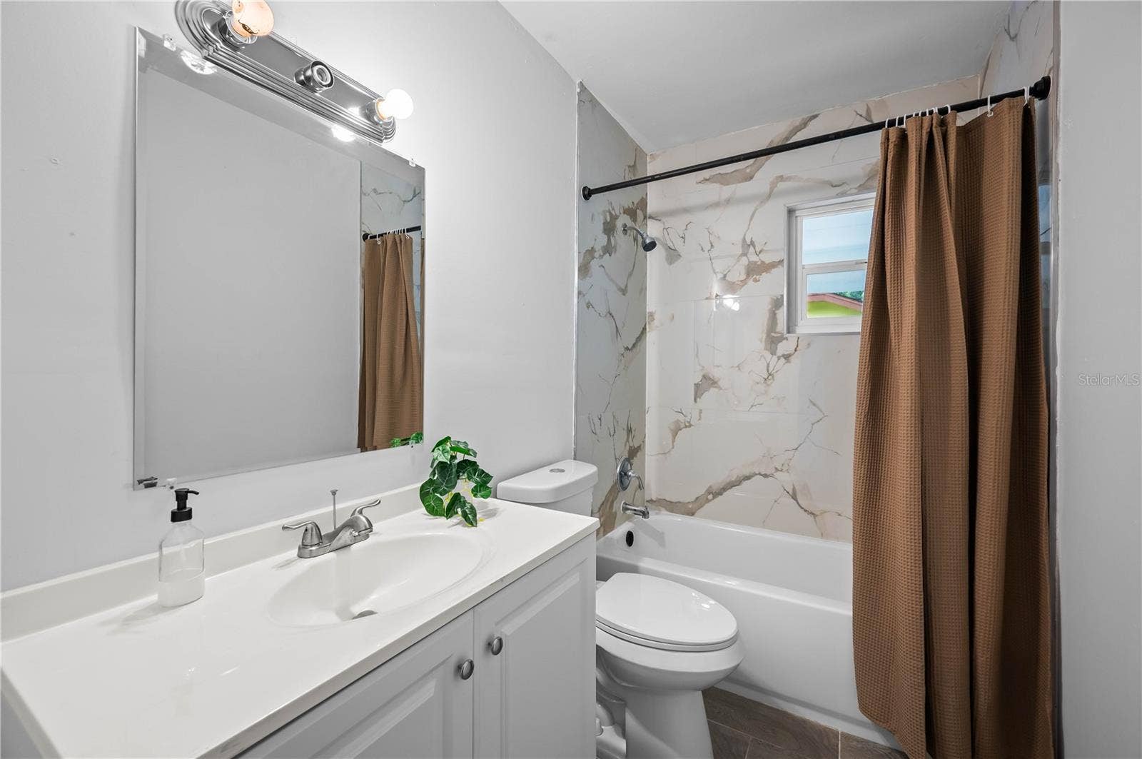 4737 HALLIDAY LANE, Orlando, FL 32810 4737 HALLIDAY LANE, Orlando, FL 32810