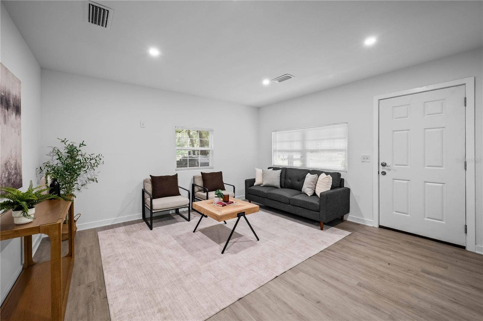 4737 HALLIDAY LANE, Orlando, FL 32810 4737 HALLIDAY LANE, Orlando, FL 32810