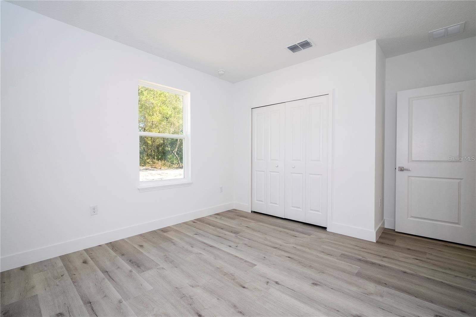 42024 CHINABERRY STREET, Eustis, FL 32736 42024 CHINABERRY STREET, Eustis, FL 32736
