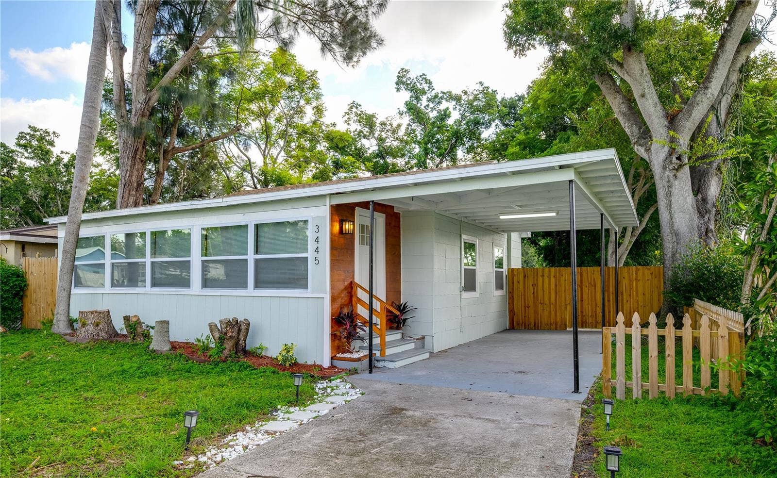 3445 40TH STREET N, St Petersburg, FL 33713