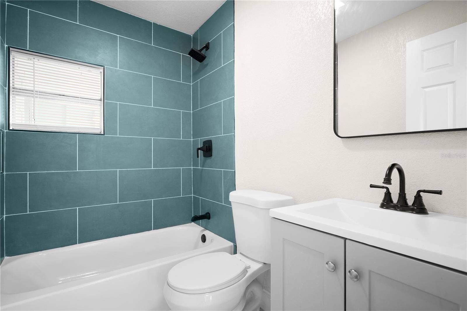 3445 40TH STREET N, St Petersburg, FL 33713