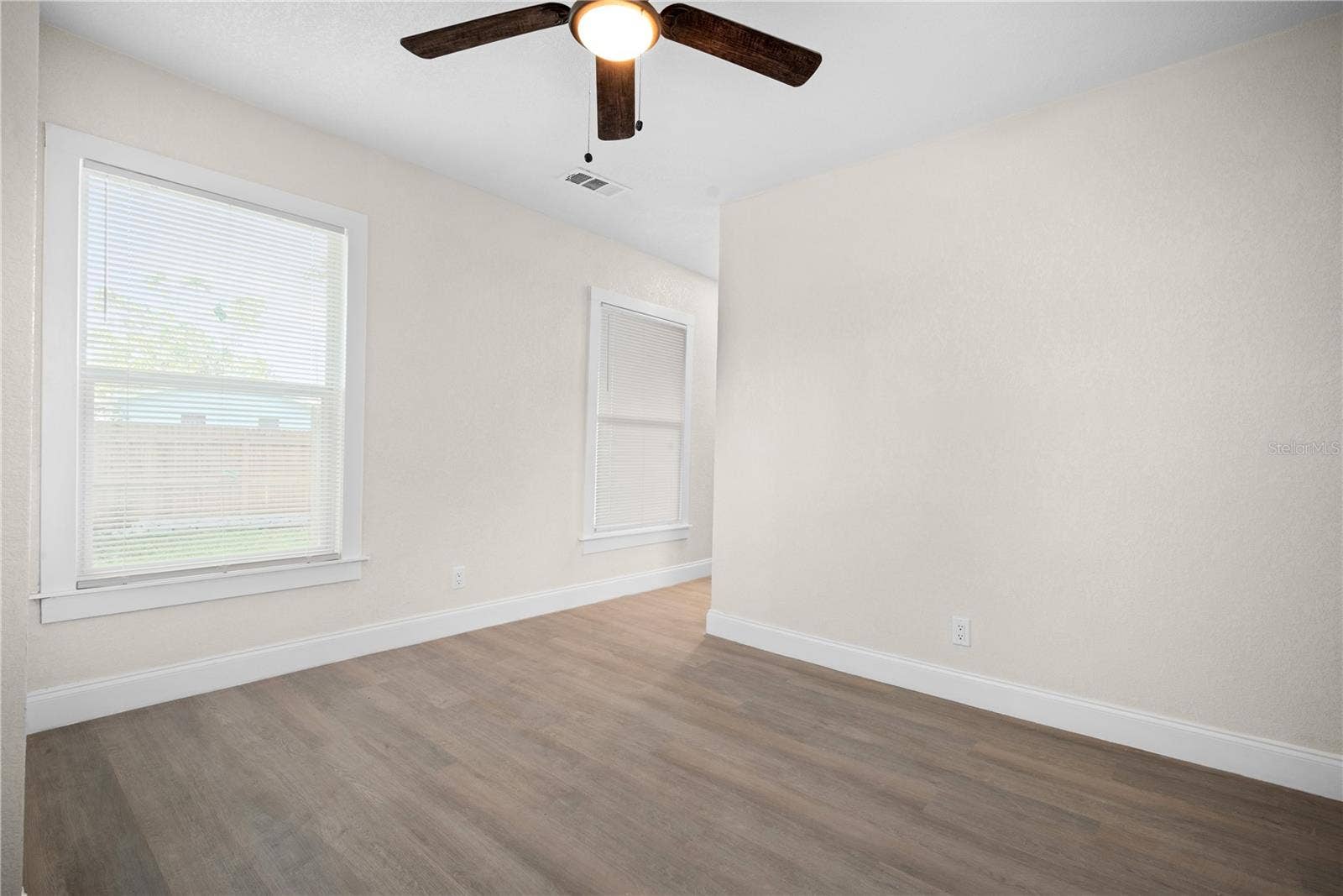3445 40TH STREET N, St Petersburg, FL 33713