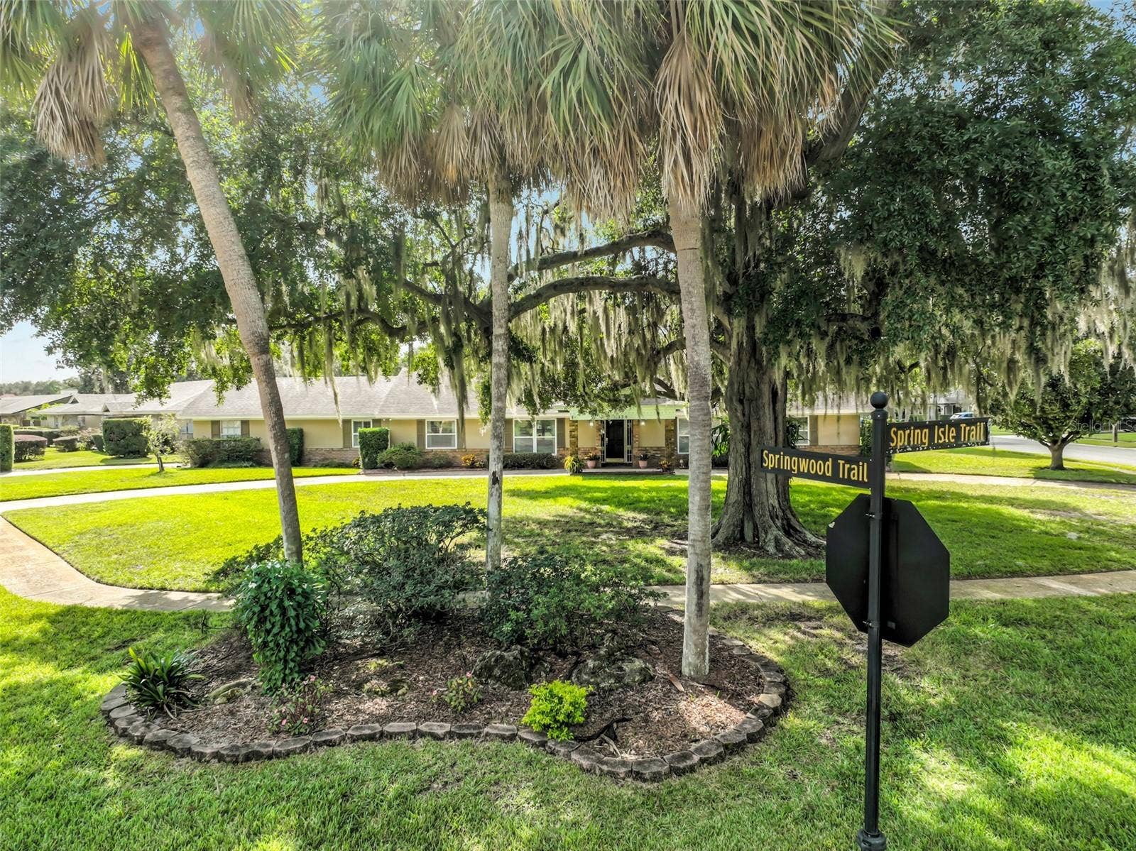 130 SPRINGWOOD TRAIL, Altamonte Springs, FL 32714 130 SPRINGWOOD TRAIL, Altamonte Springs, FL 32714