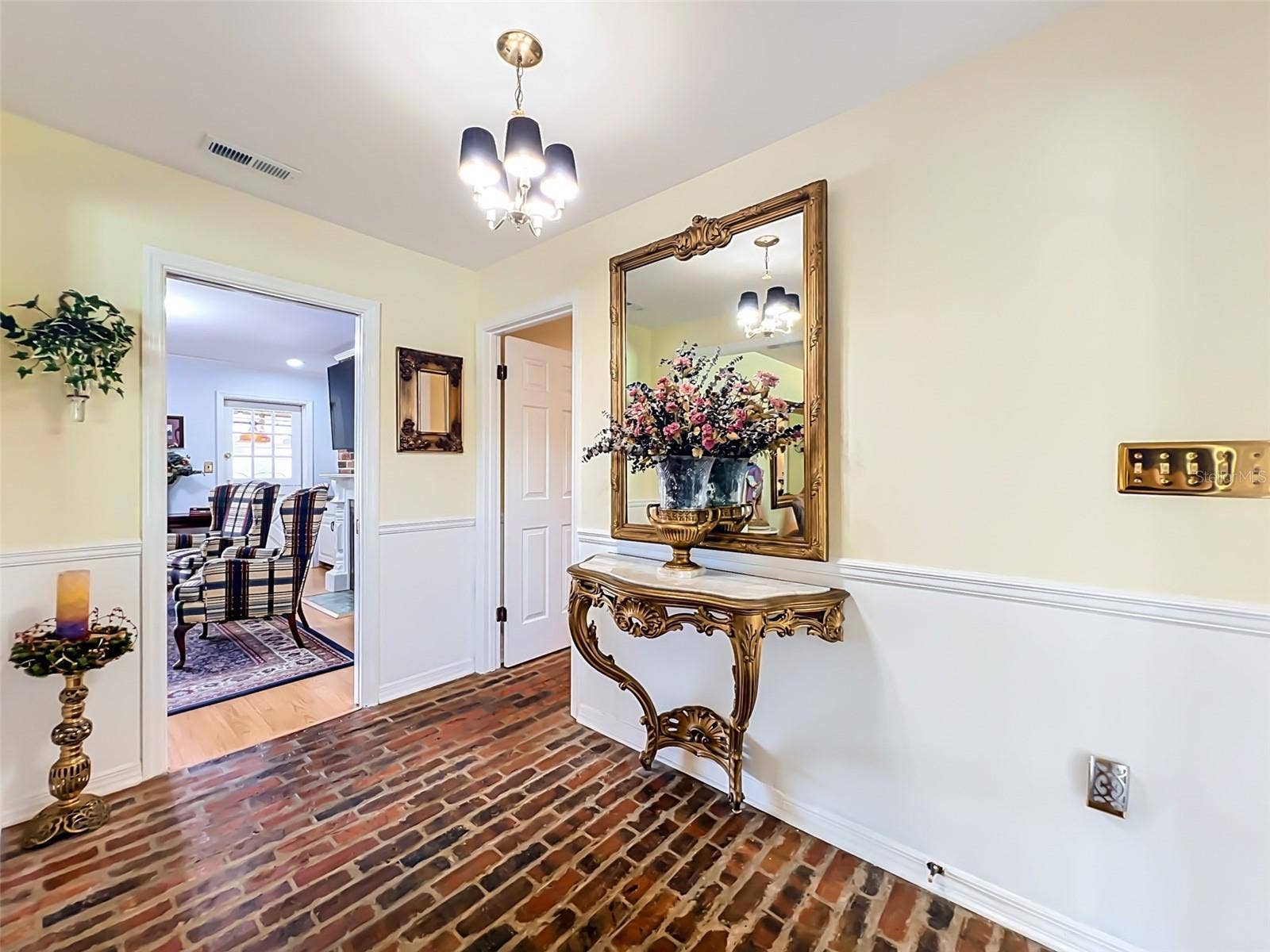 130 SPRINGWOOD TRAIL, Altamonte Springs, FL 32714 130 SPRINGWOOD TRAIL, Altamonte Springs, FL 32714