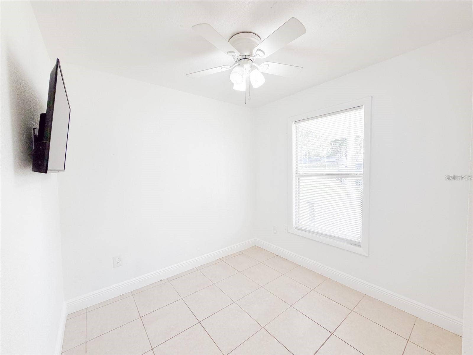 407 W BELLA VISTA STREET, Lakeland, FL 33805