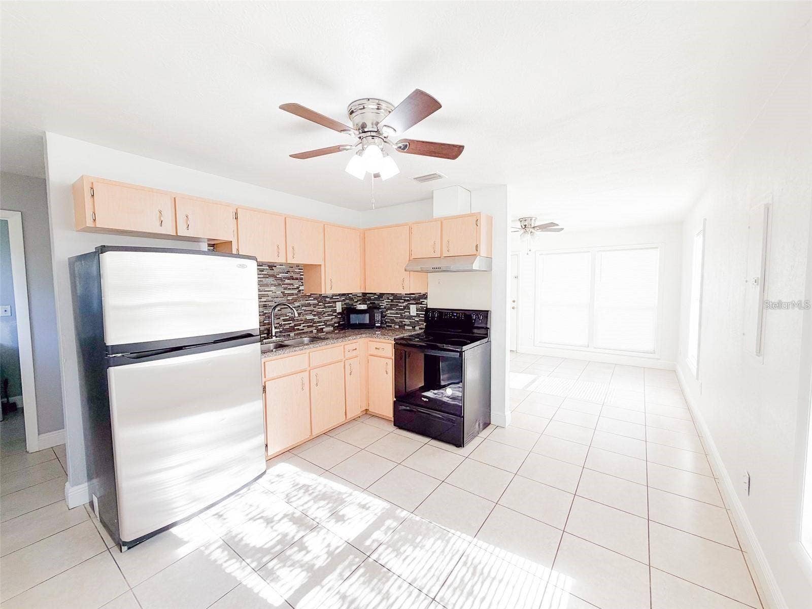 407 W BELLA VISTA STREET, Lakeland, FL 33805