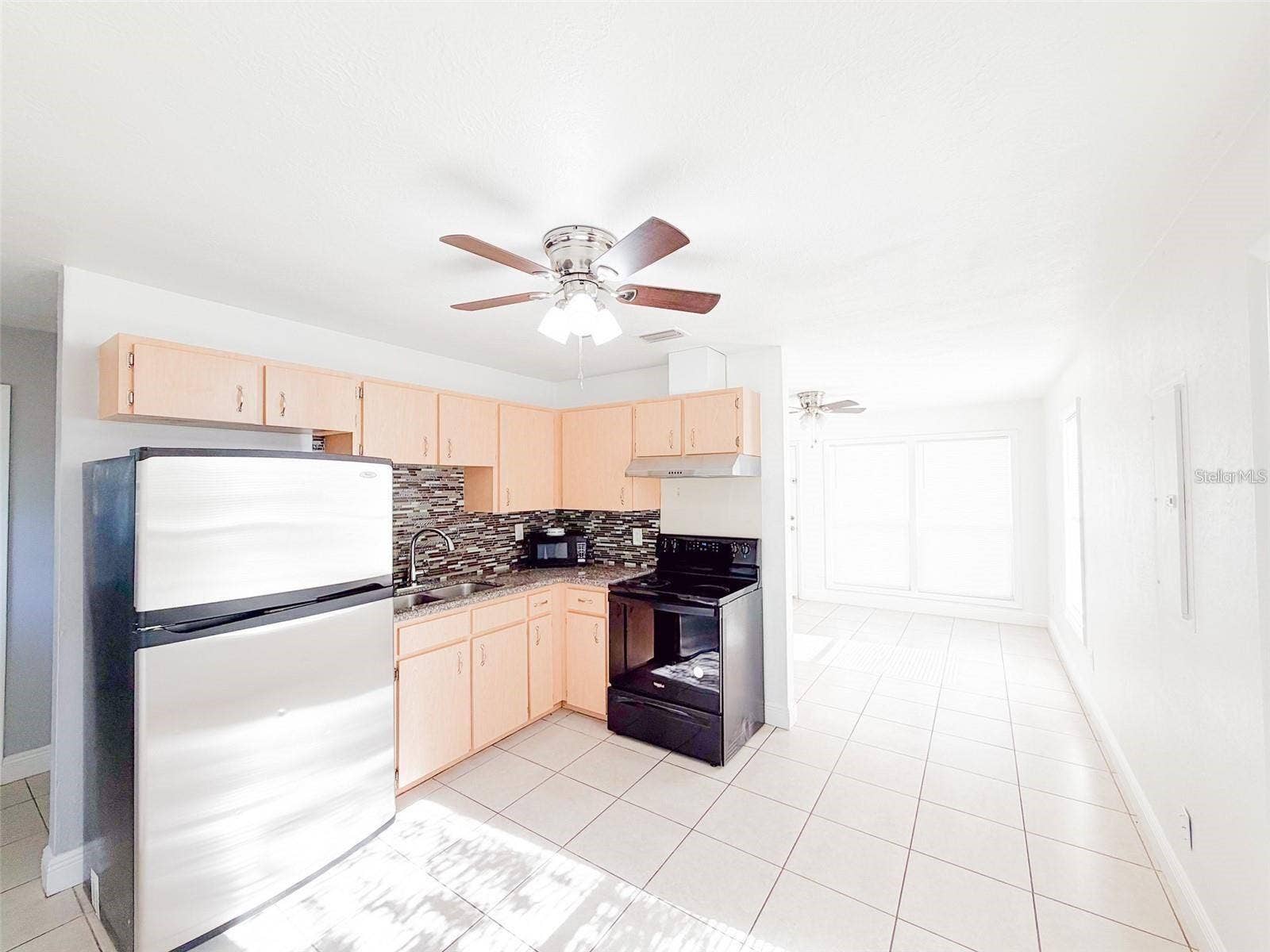 407 W BELLA VISTA STREET, Lakeland, FL 33805