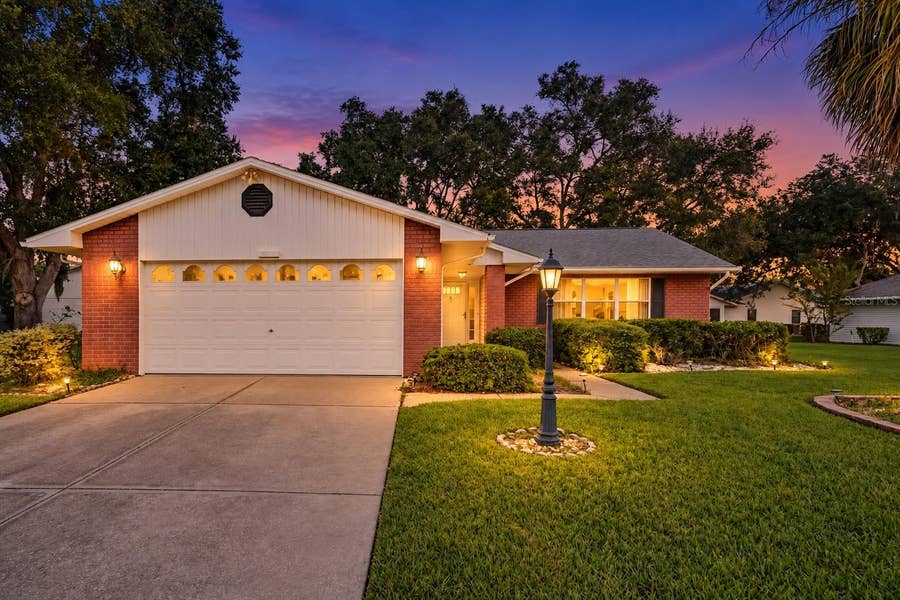 Property photo for 26118 NEWCOMBE CIRCLE, Leesburg, FL