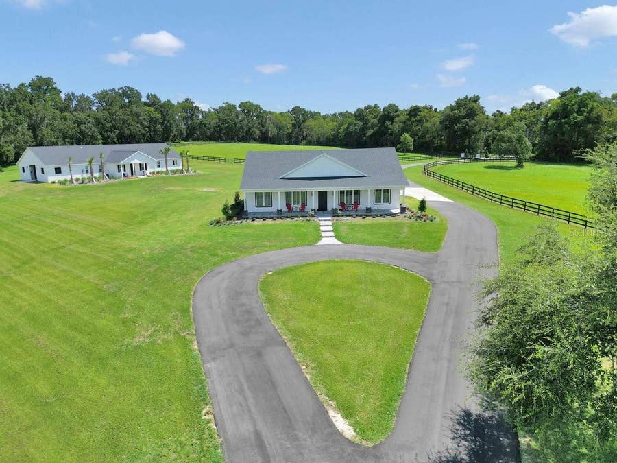 Property photo for 1631 W HWY 329, Citra, FL
