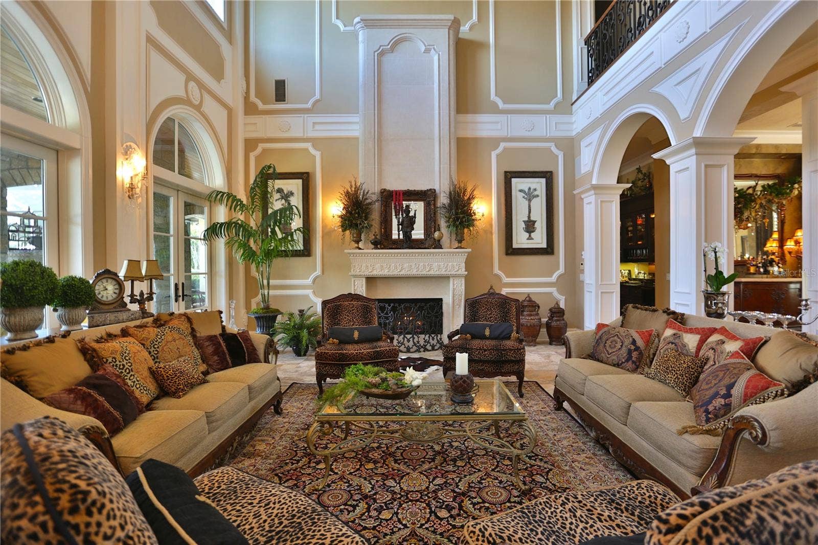 15305 NW HWY 320, Micanopy, FL 32667 Formal Living Room