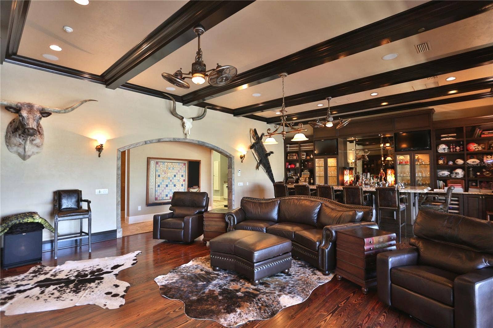 15305 NW HWY 320, Micanopy, FL 32667 Entertainment room