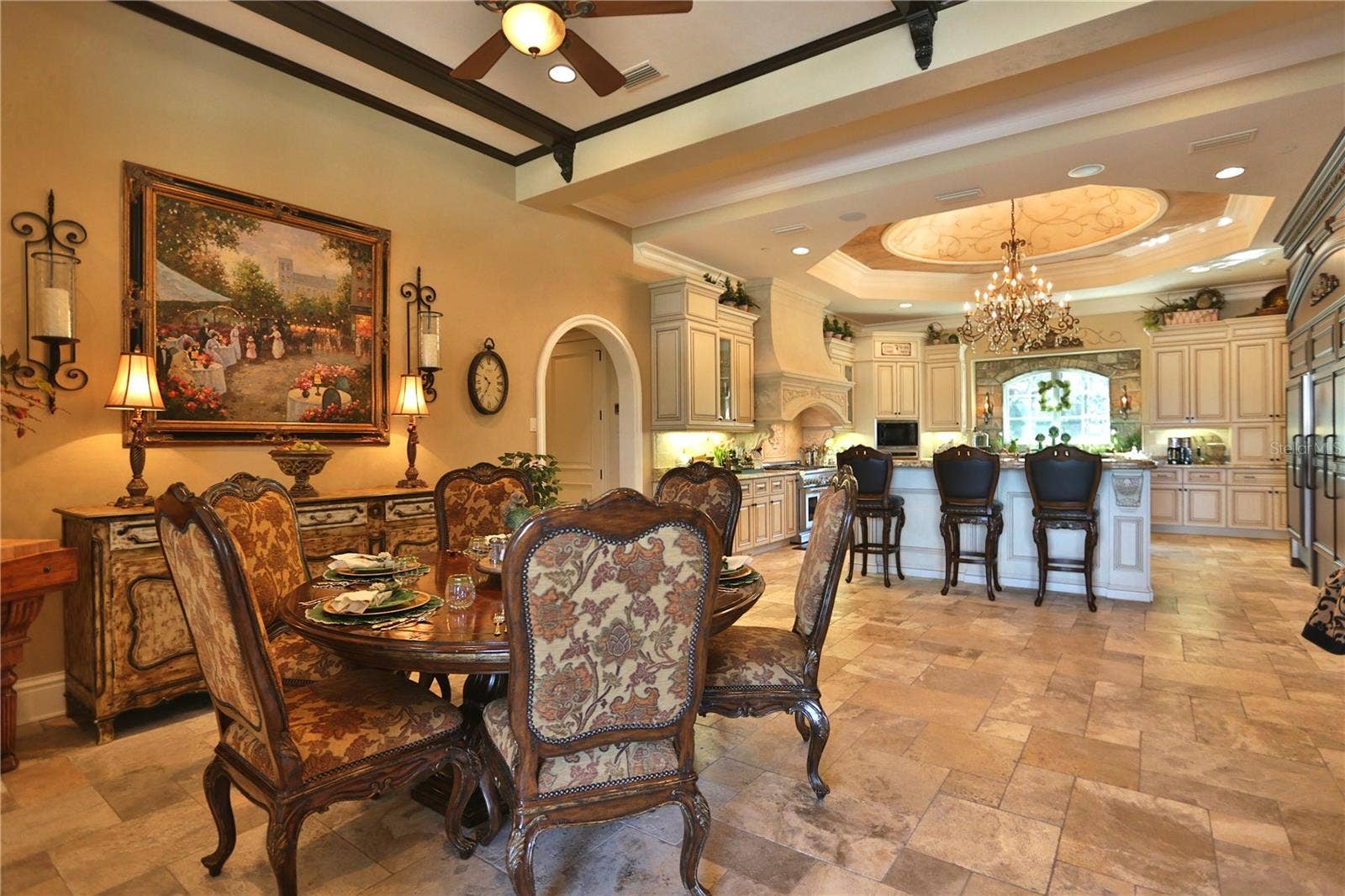 15305 NW HWY 320, Micanopy, FL 32667 Breakfast Nook