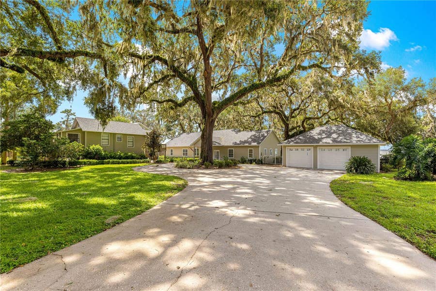 Property photo for 12360 E HIGHWAY 25, Ocklawaha, FL