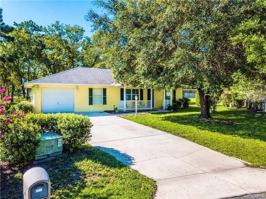 Property photo for 996 W COLBERT COURT, Beverly Hills, FL