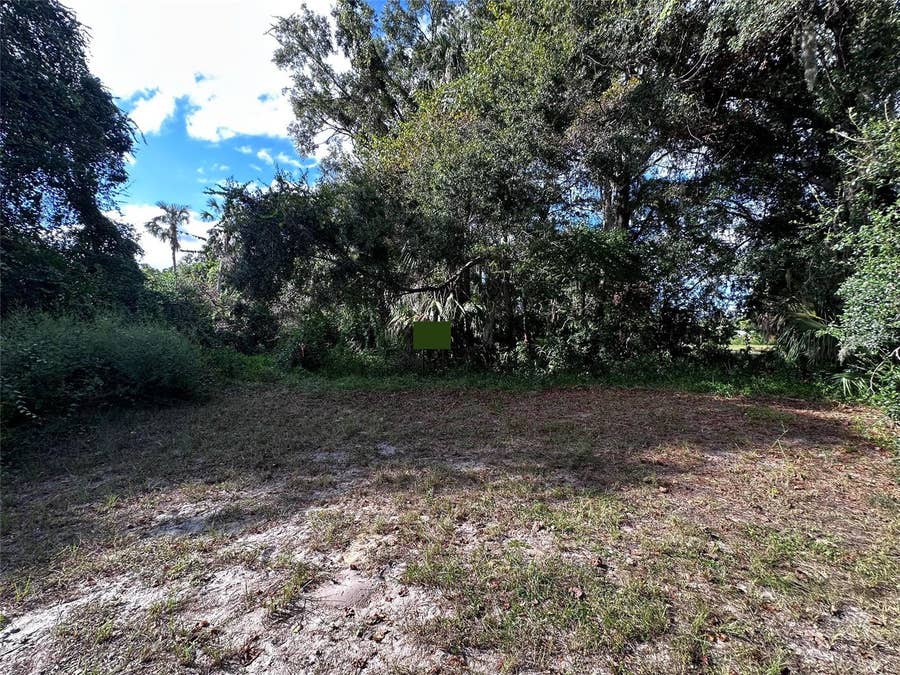 Property photo for 722 HIGHWAY 40 W, Inglis, FL