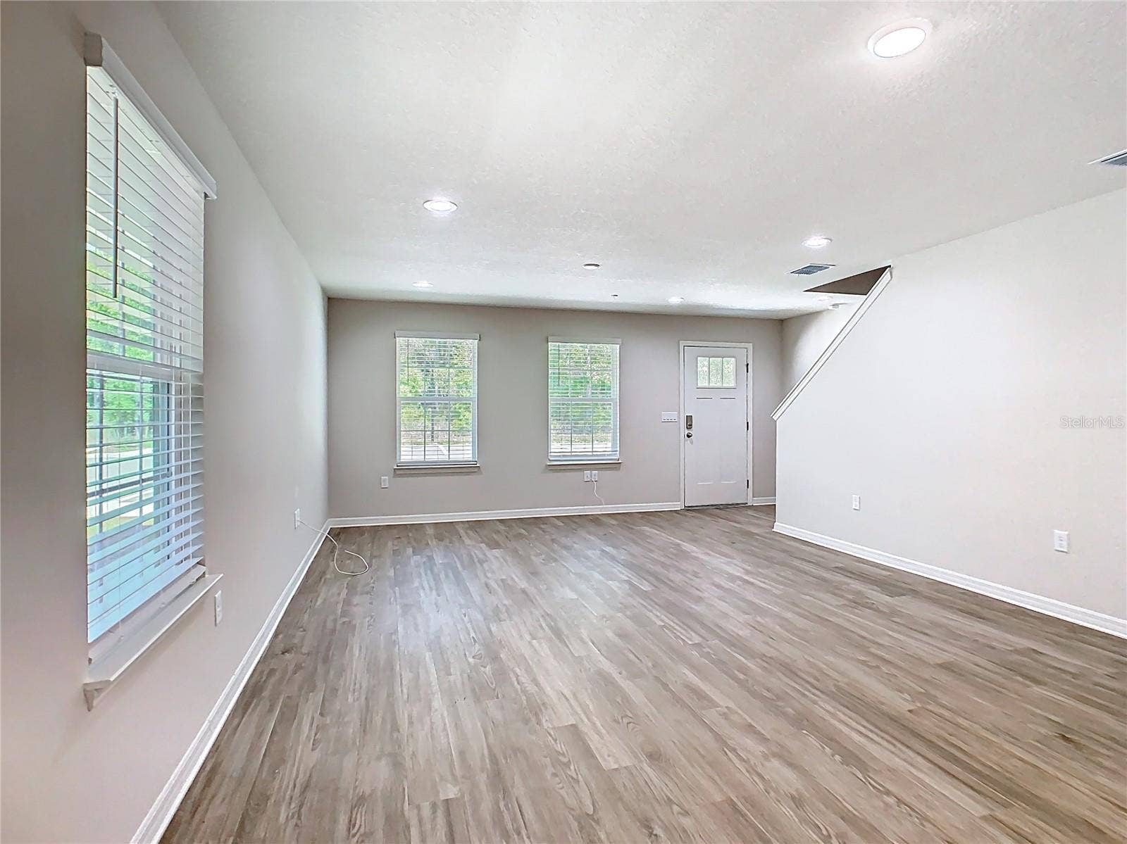 3821 SW 43RD COURT, Ocala, FL 34474 Living room