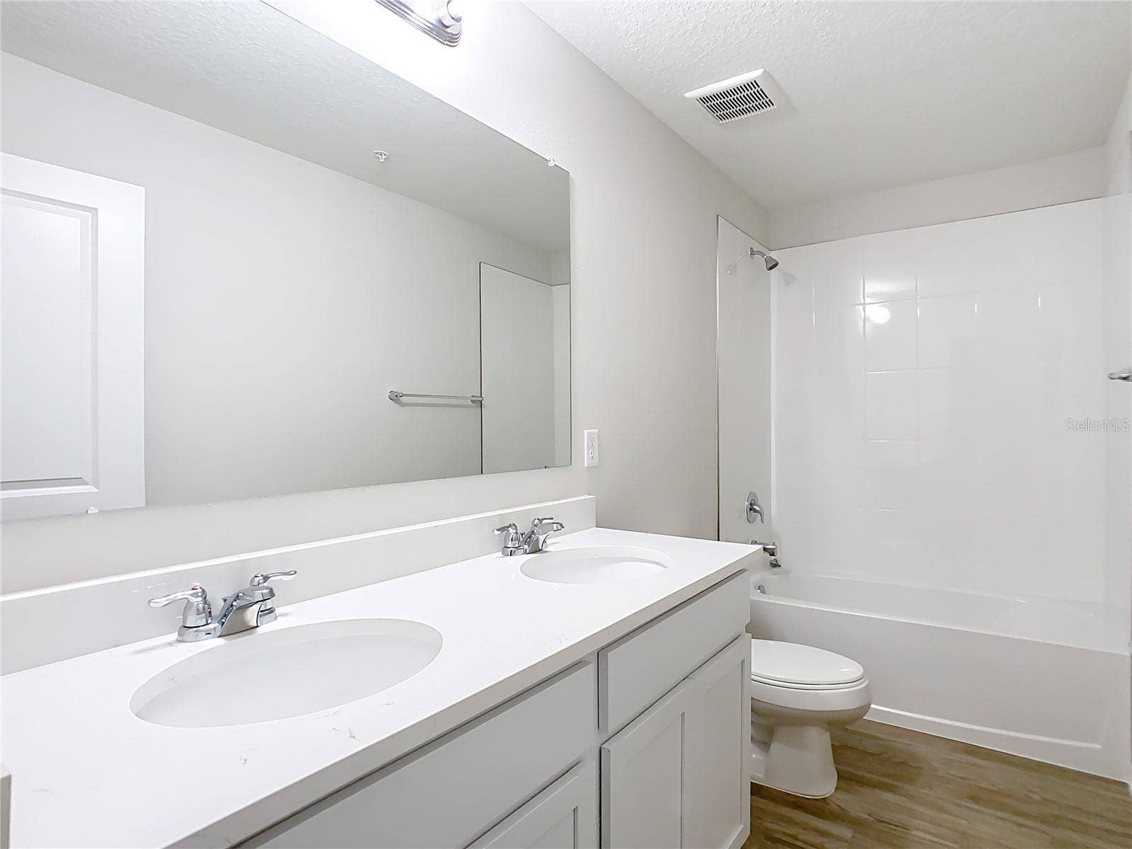 3821 SW 43RD COURT, Ocala, FL 34474 Bath