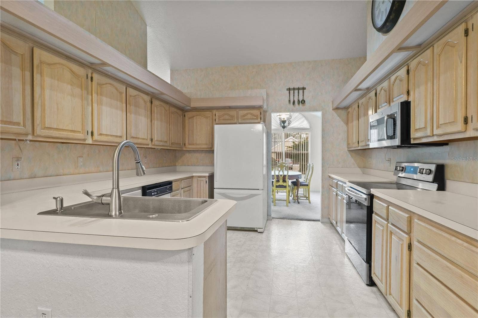 7734 SW 114TH LOOP, Ocala, FL 34476 Kitchen