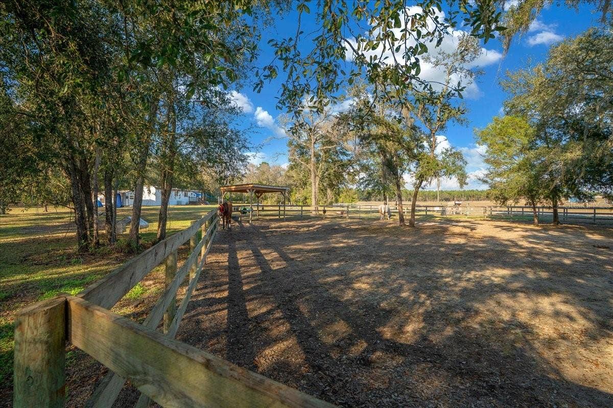 6250 SE 150TH AVENUE, Morriston, FL 32668 6250 SE 150TH AVENUE, Morriston, FL 32668