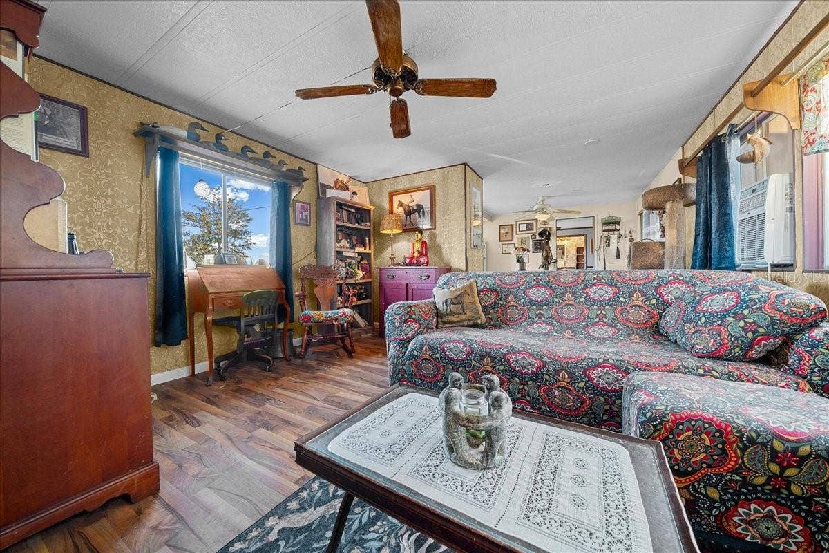 6250 SE 150TH AVENUE, Morriston, FL 32668 6250 SE 150TH AVENUE, Morriston, FL 32668