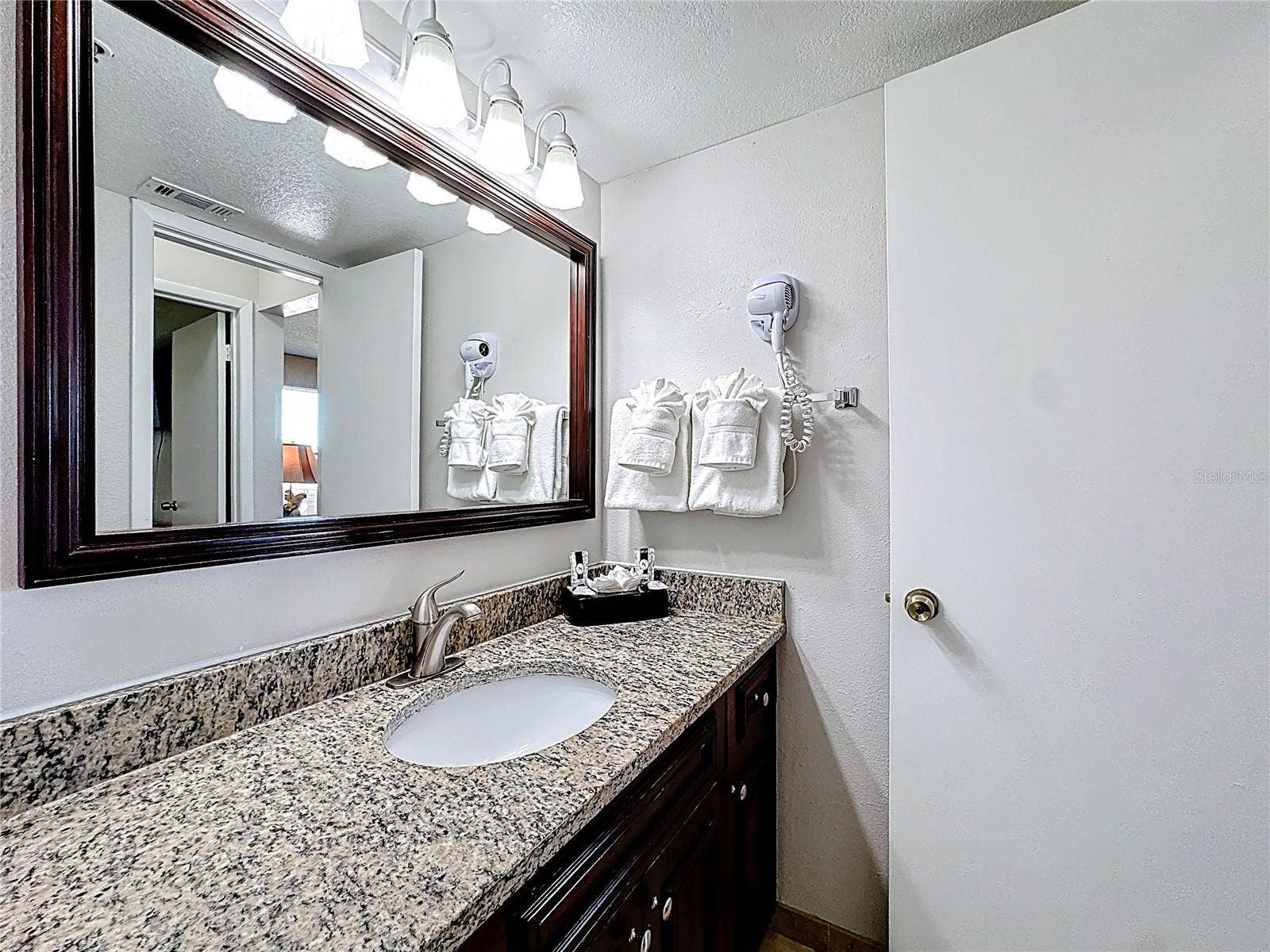 6337 PARC CORNICHE DRIVE, #2304, Orlando, FL 32821 6337 PARC CORNICHE DRIVE, #2304, Orlando, FL 32821