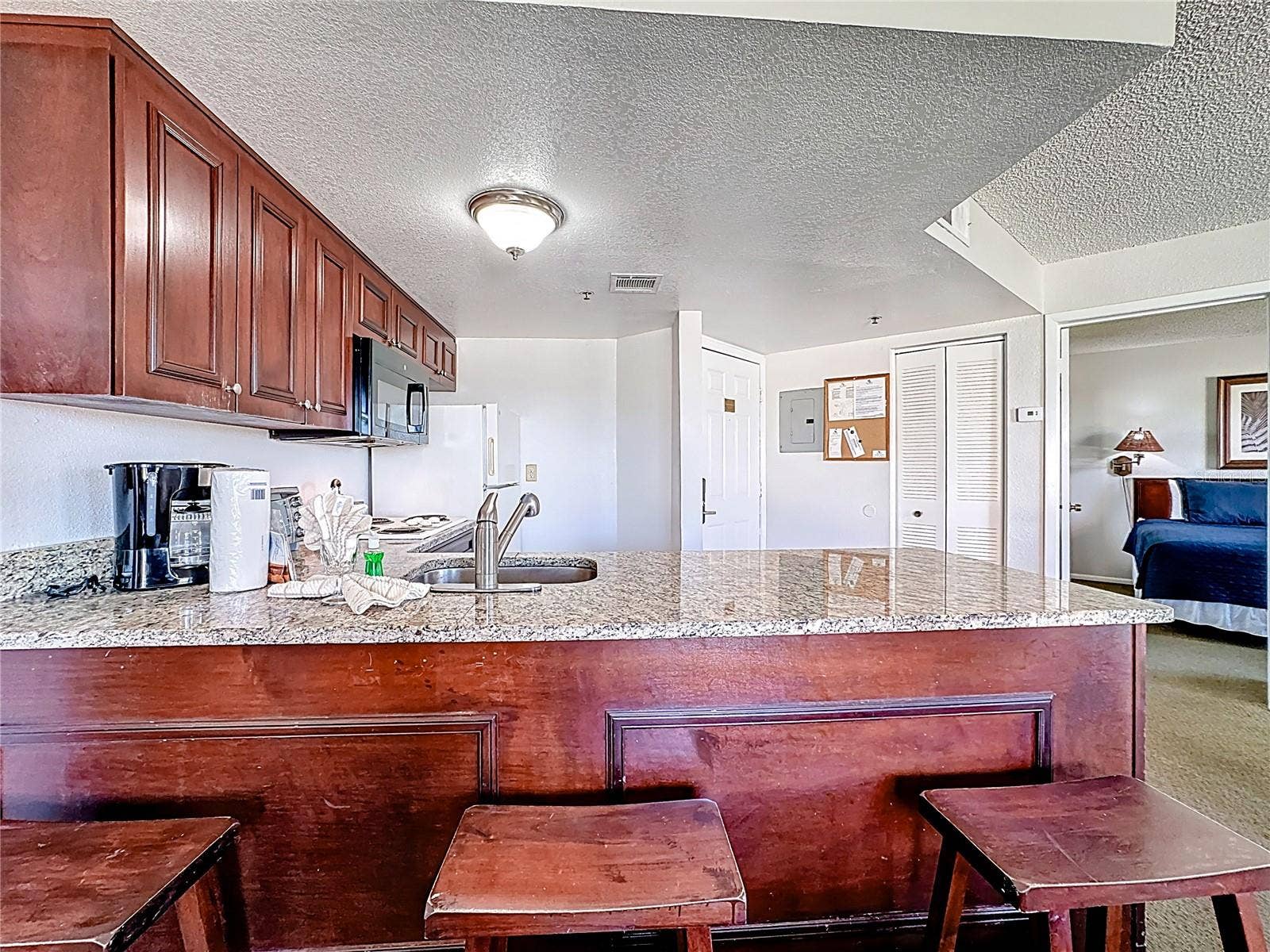 6337 PARC CORNICHE DRIVE, #2304, Orlando, FL 32821 6337 PARC CORNICHE DRIVE, #2304, Orlando, FL 32821