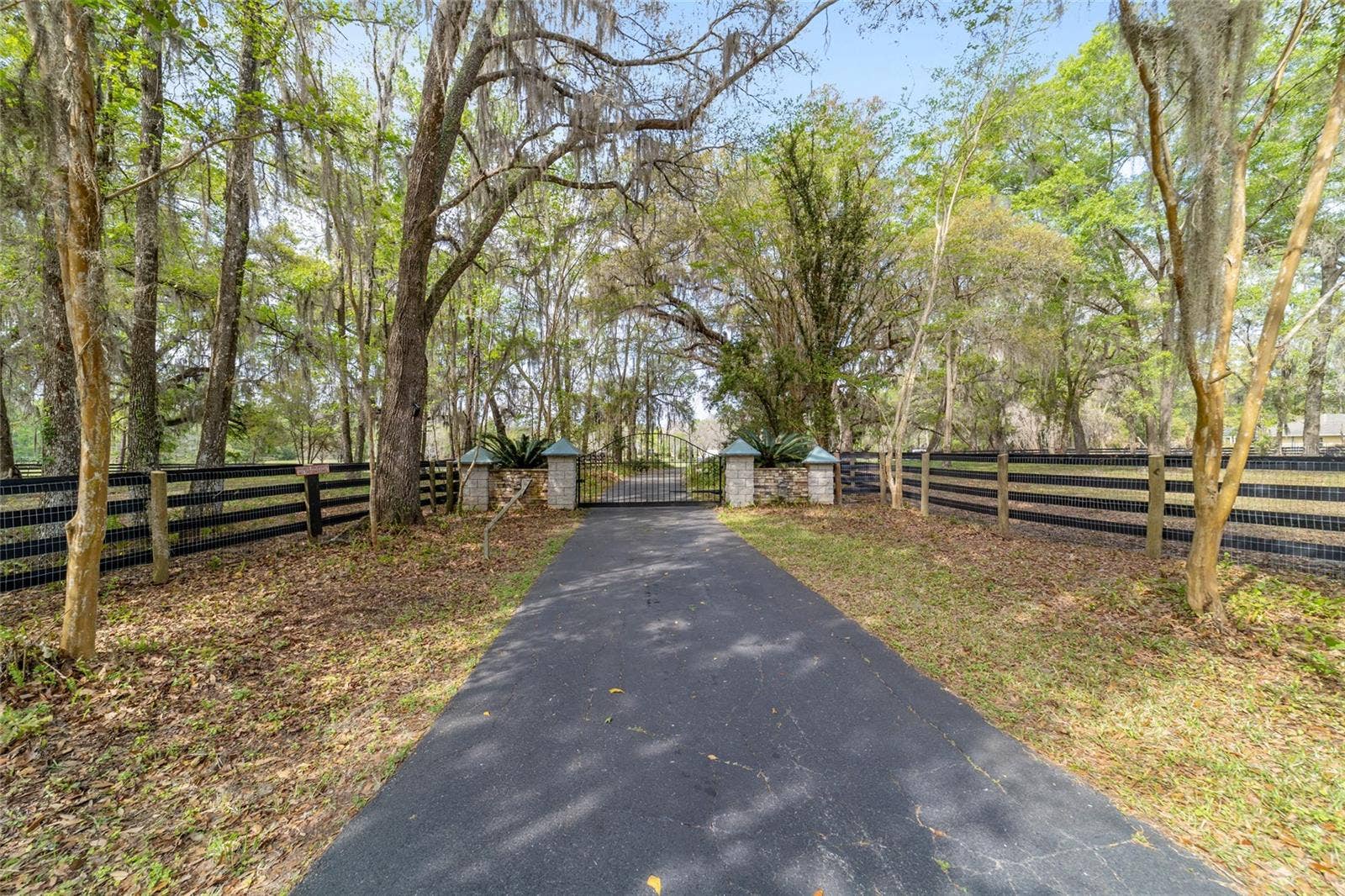 16638 N HIGHWAY 329, Reddick, FL 32686 16638 N HIGHWAY 329, Reddick, FL 32686