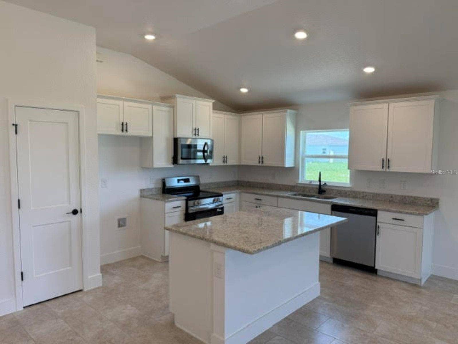 2397 NW 23RD AVENUE, Ocala, FL 34475 Kitchen