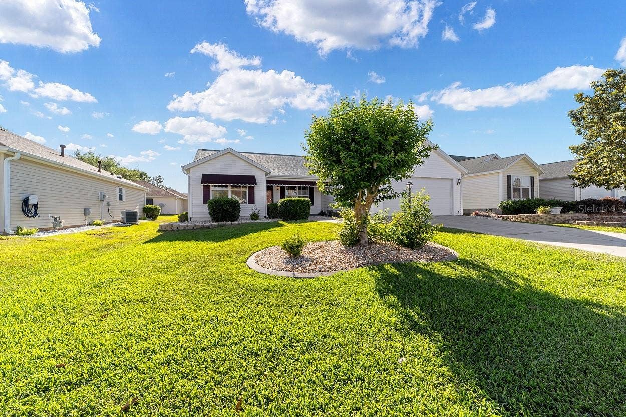 17637 SE 80TH ALTAMAHA COURT, The Villages, FL 32162 17637 SE 80TH ALTAMAHA COURT, The Villages, FL 32162