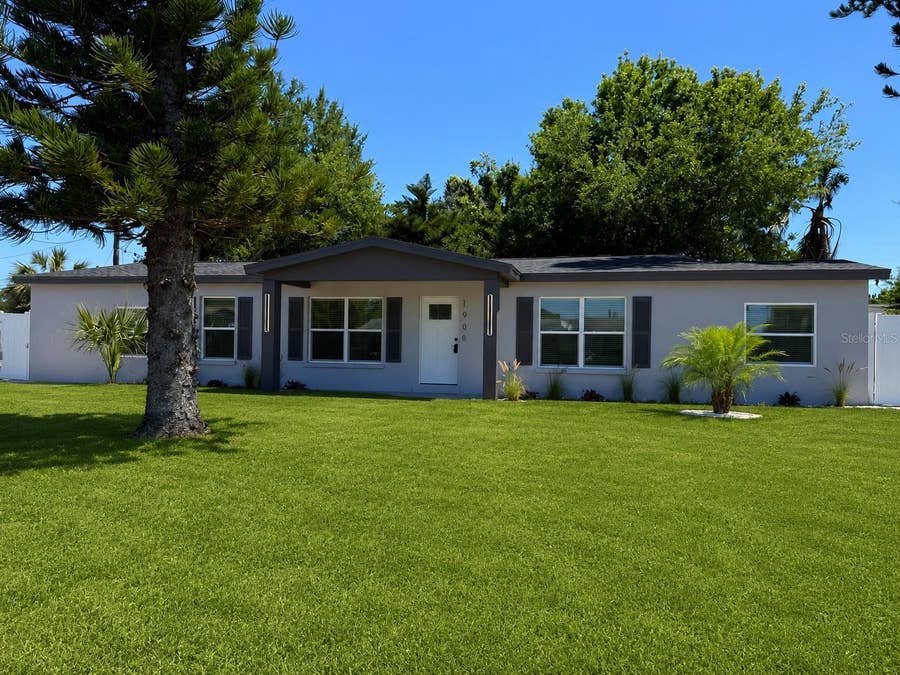 Property photo for 1908 51ST AVENUE W, Bradenton, FL