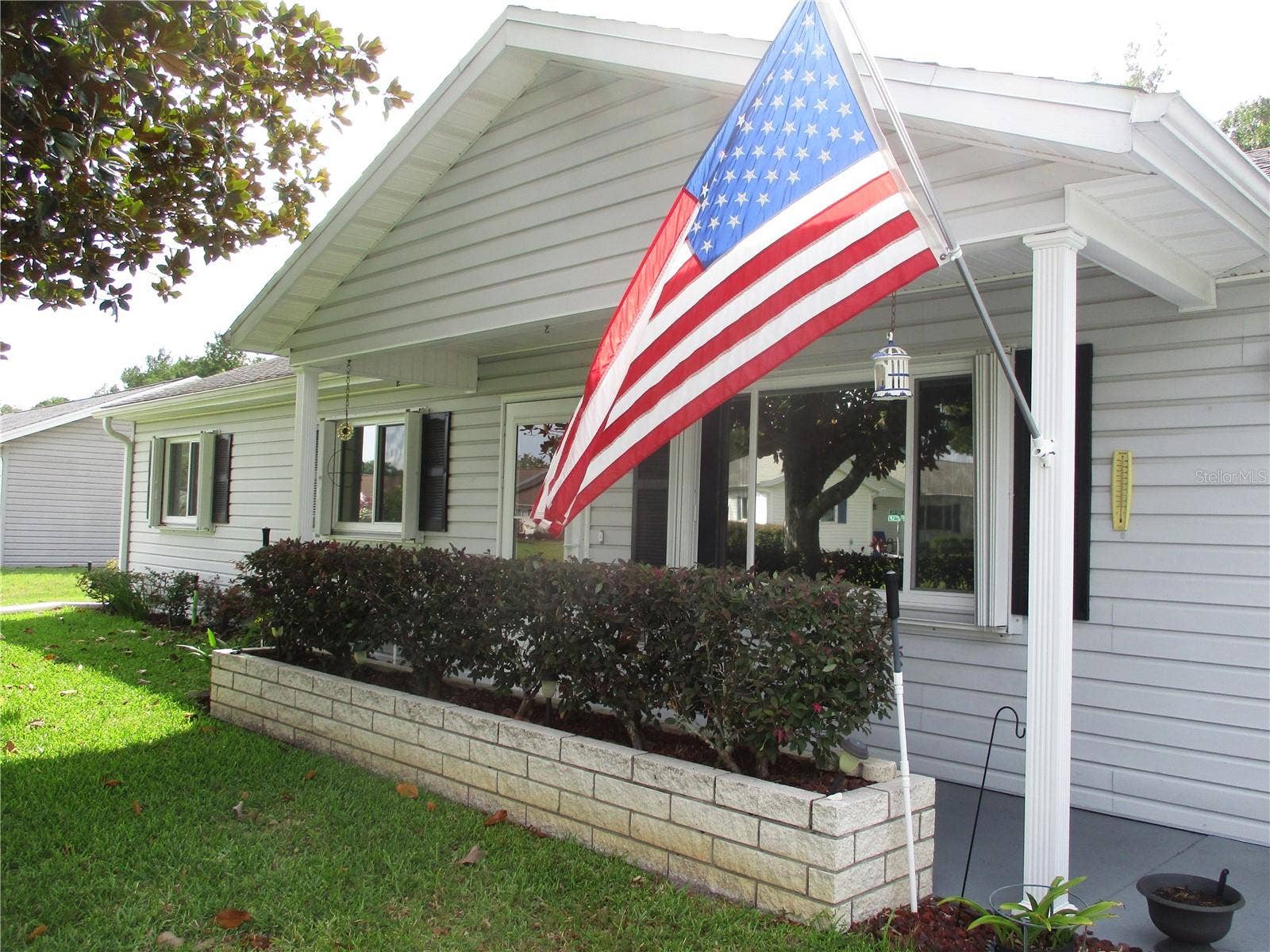 COVERED PORCH