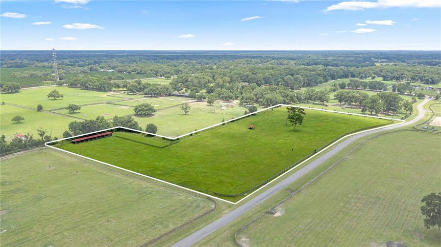 Property photo for 15269 NE 15TH COURT, Citra, FL