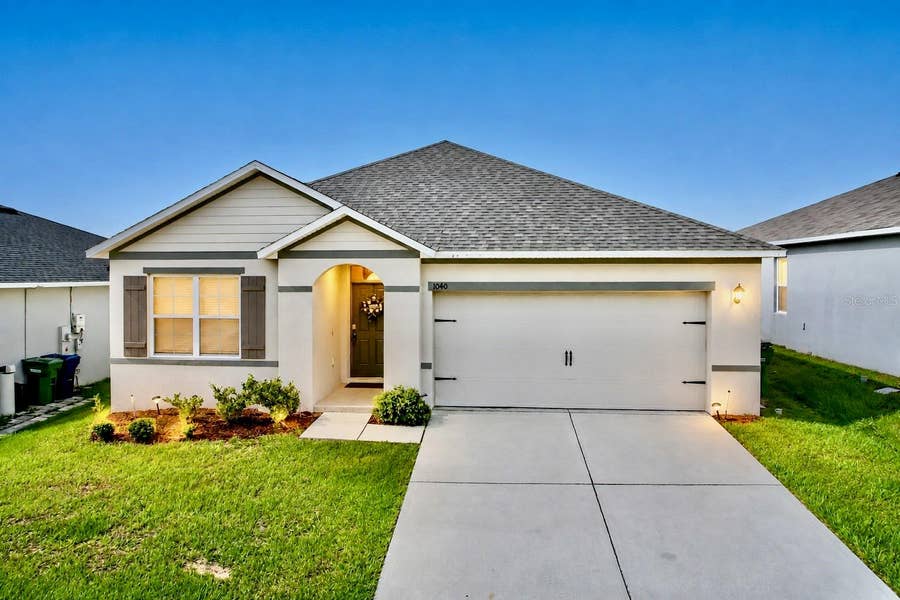 Property photo for 1040 CAMBRIDGE DRIVE, Winter Haven, FL