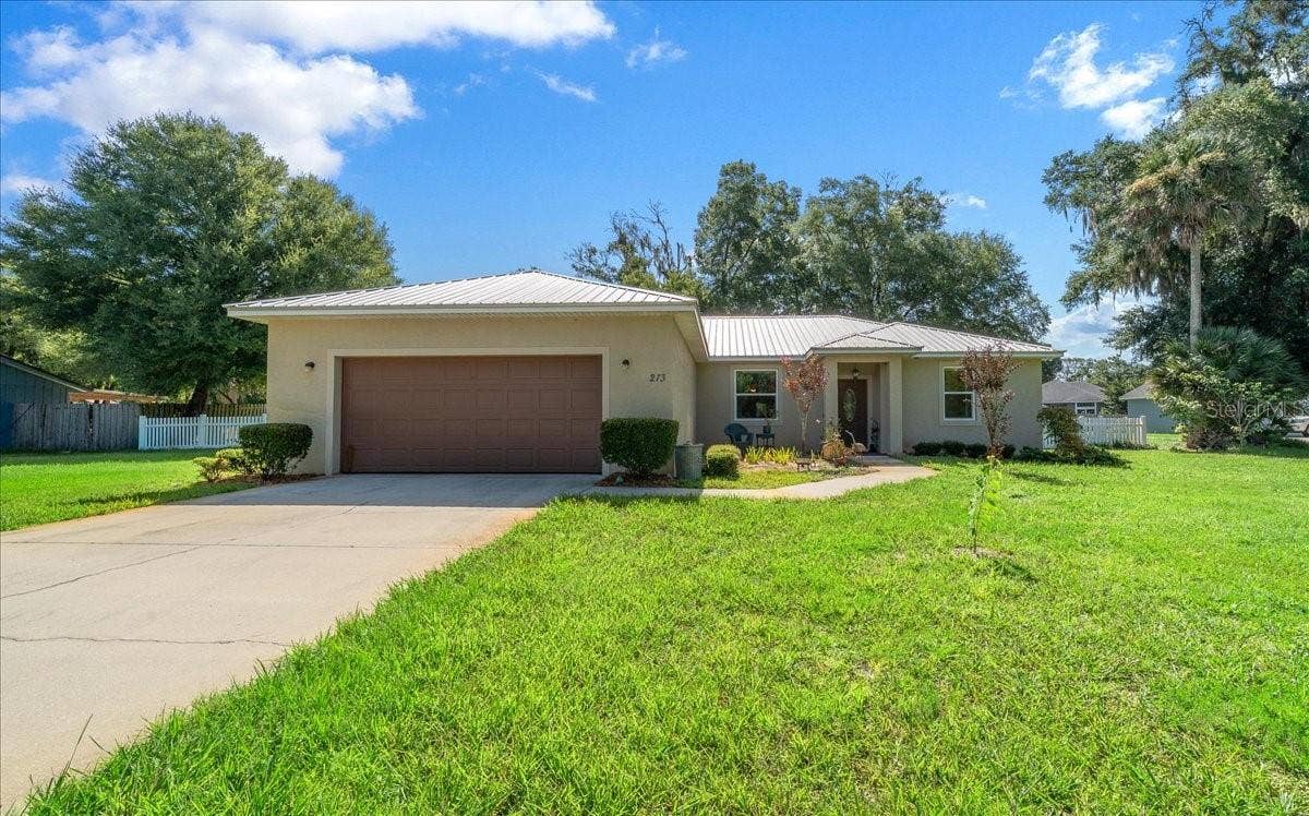 213 GRAND AVENUE, Deland, FL 32720 213 GRAND AVENUE, Deland, FL 32720