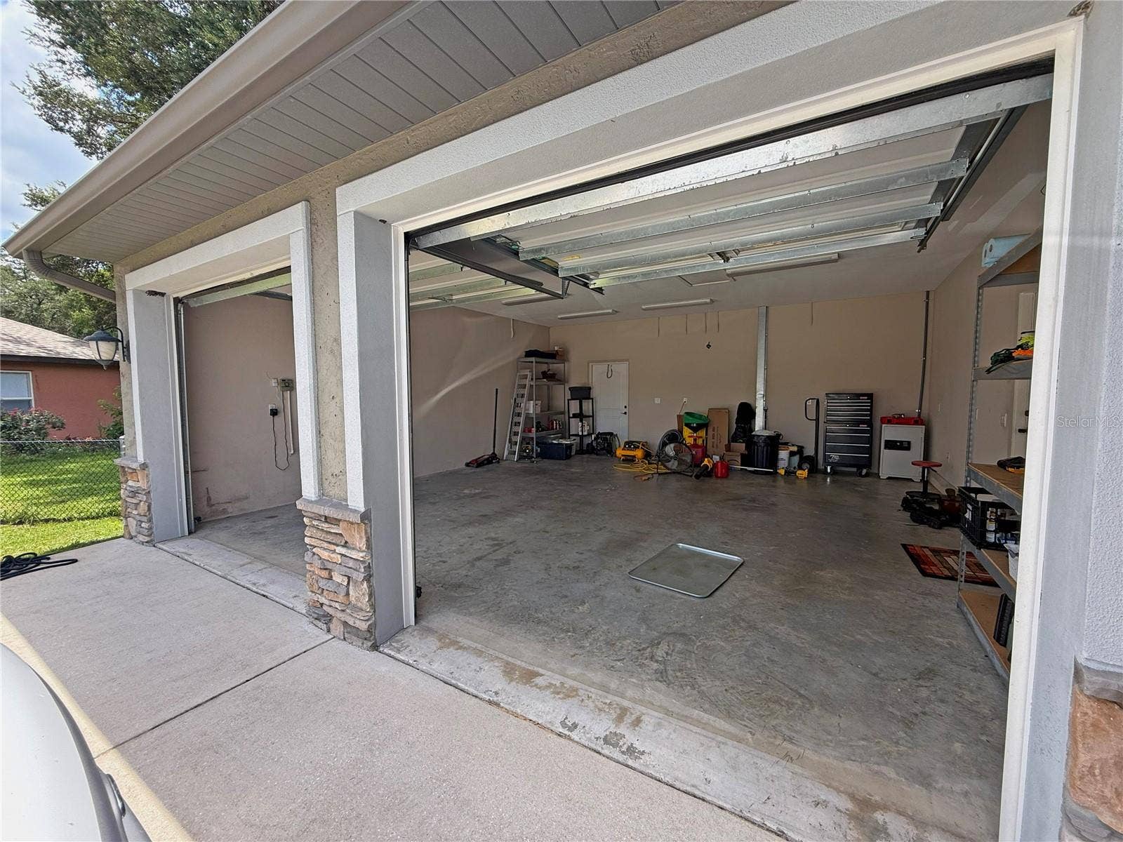 11691 SW 52ND AVENUE, Ocala, FL 34476 Over-sized 2-Car Garage