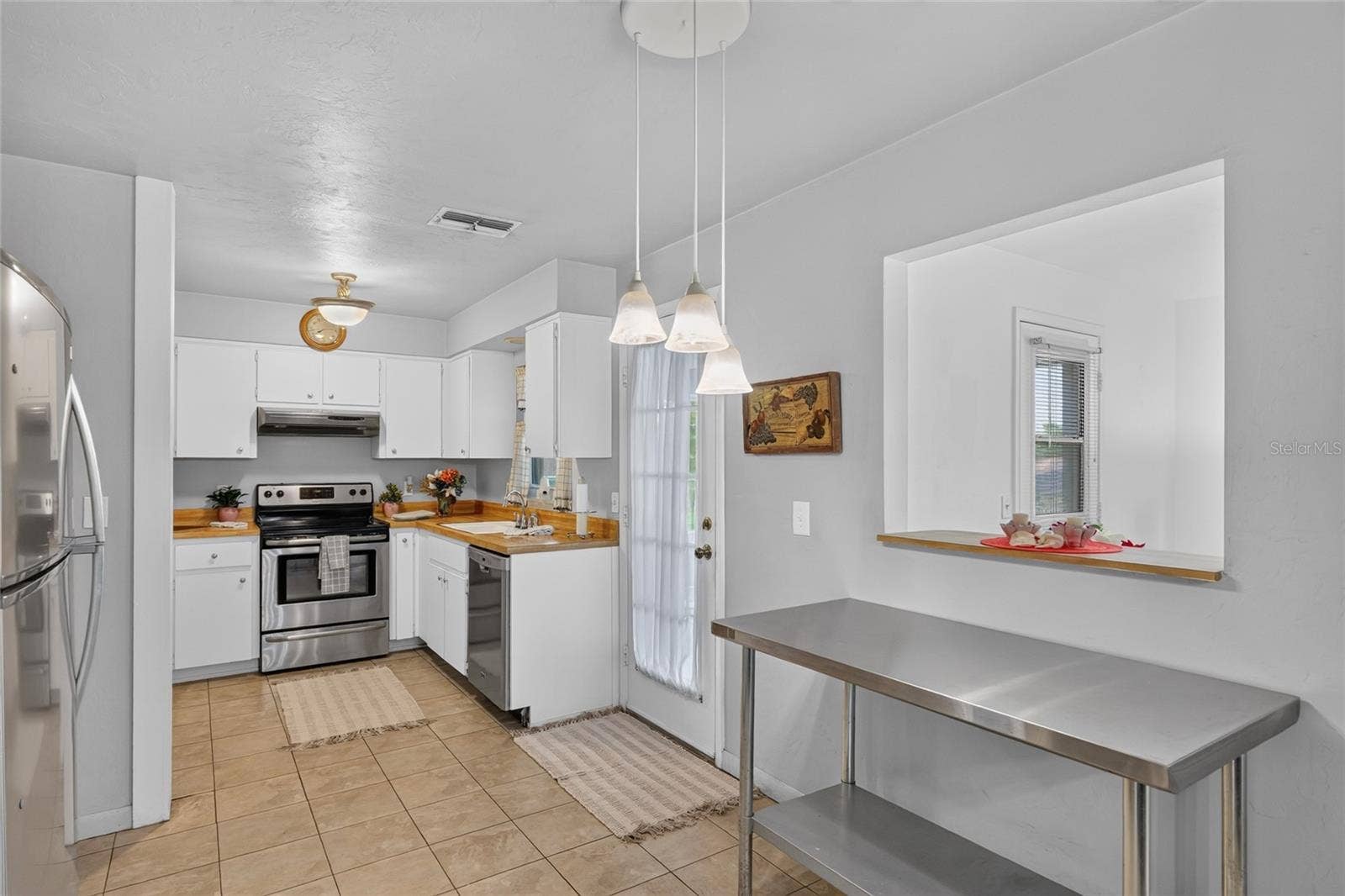 3705 N HONEYLOCUST DRIVE, Beverly Hills, FL 34465 3705 N HONEYLOCUST DRIVE, Beverly Hills, FL 34465