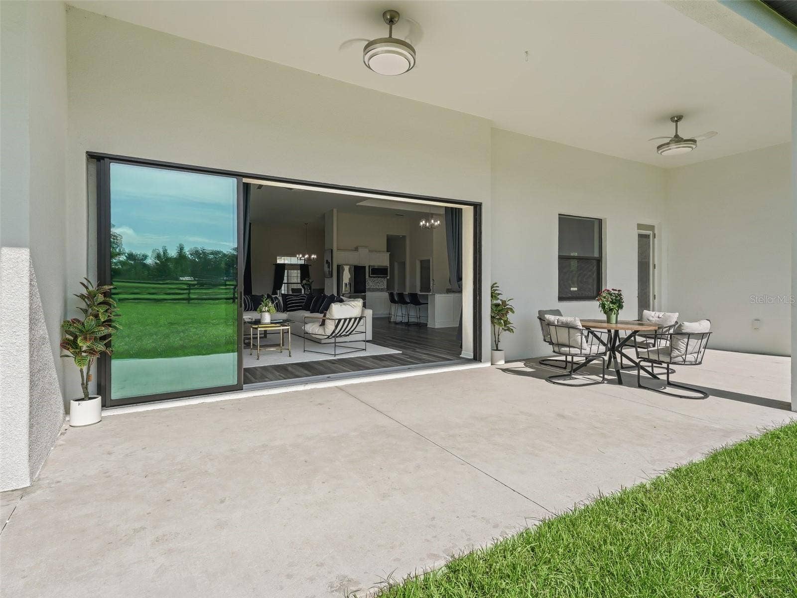7041 NE 22ND COURT ROAD, Ocala, FL 34479 7041 NE 22ND COURT ROAD, Ocala, FL 34479