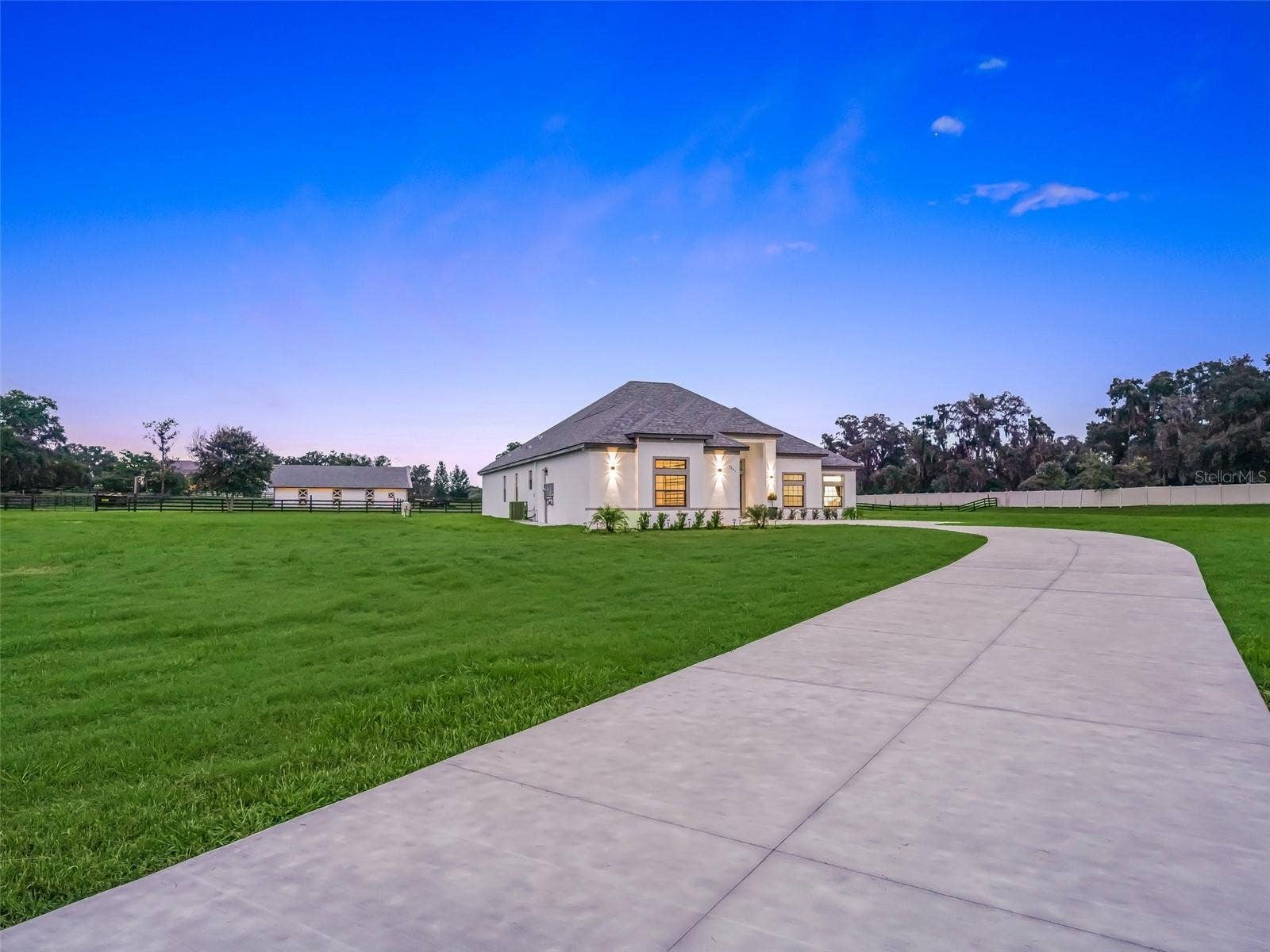7041 NE 22ND COURT ROAD, Ocala, FL 34479 7041 NE 22ND COURT ROAD, Ocala, FL 34479